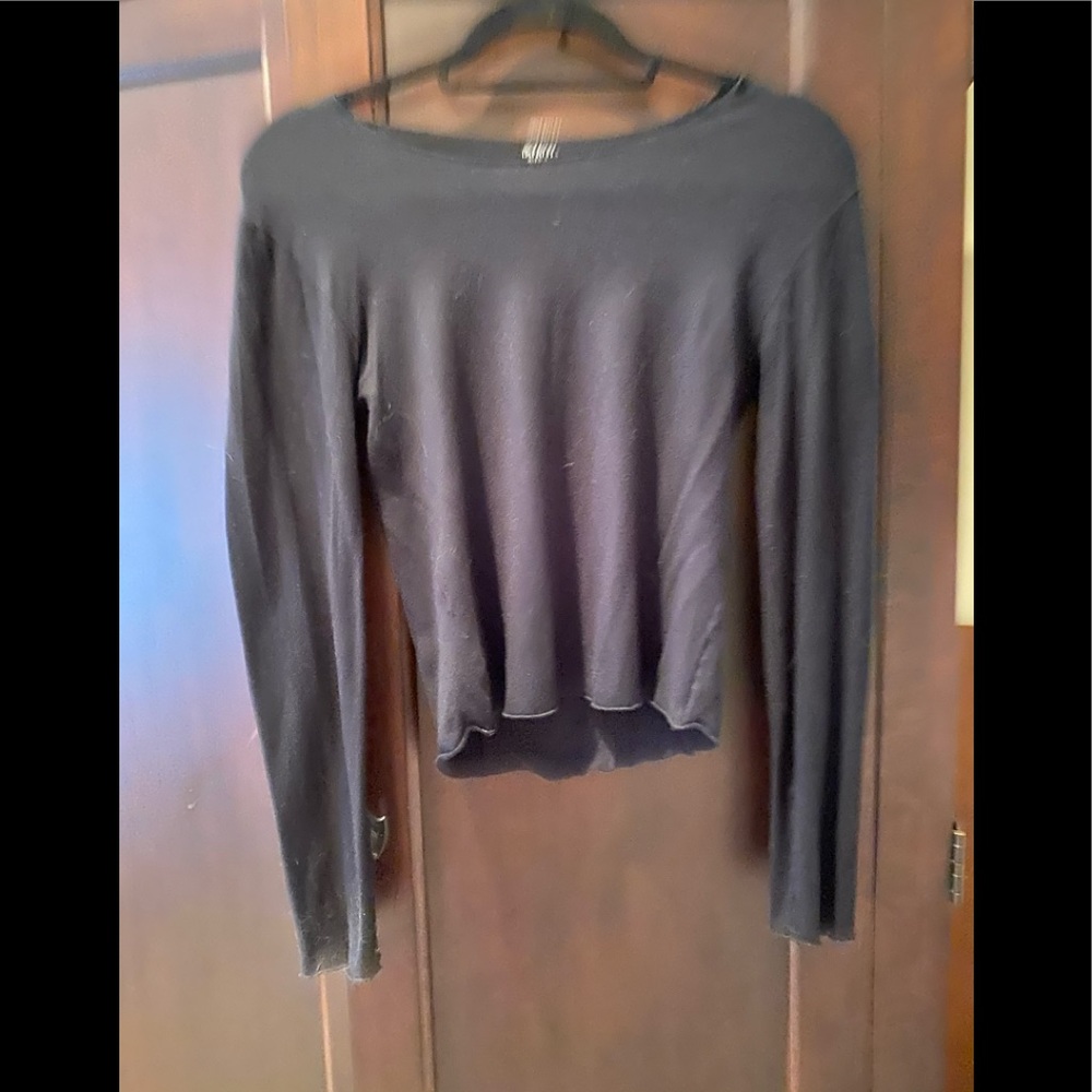 Ikram black long sleeve stretch T